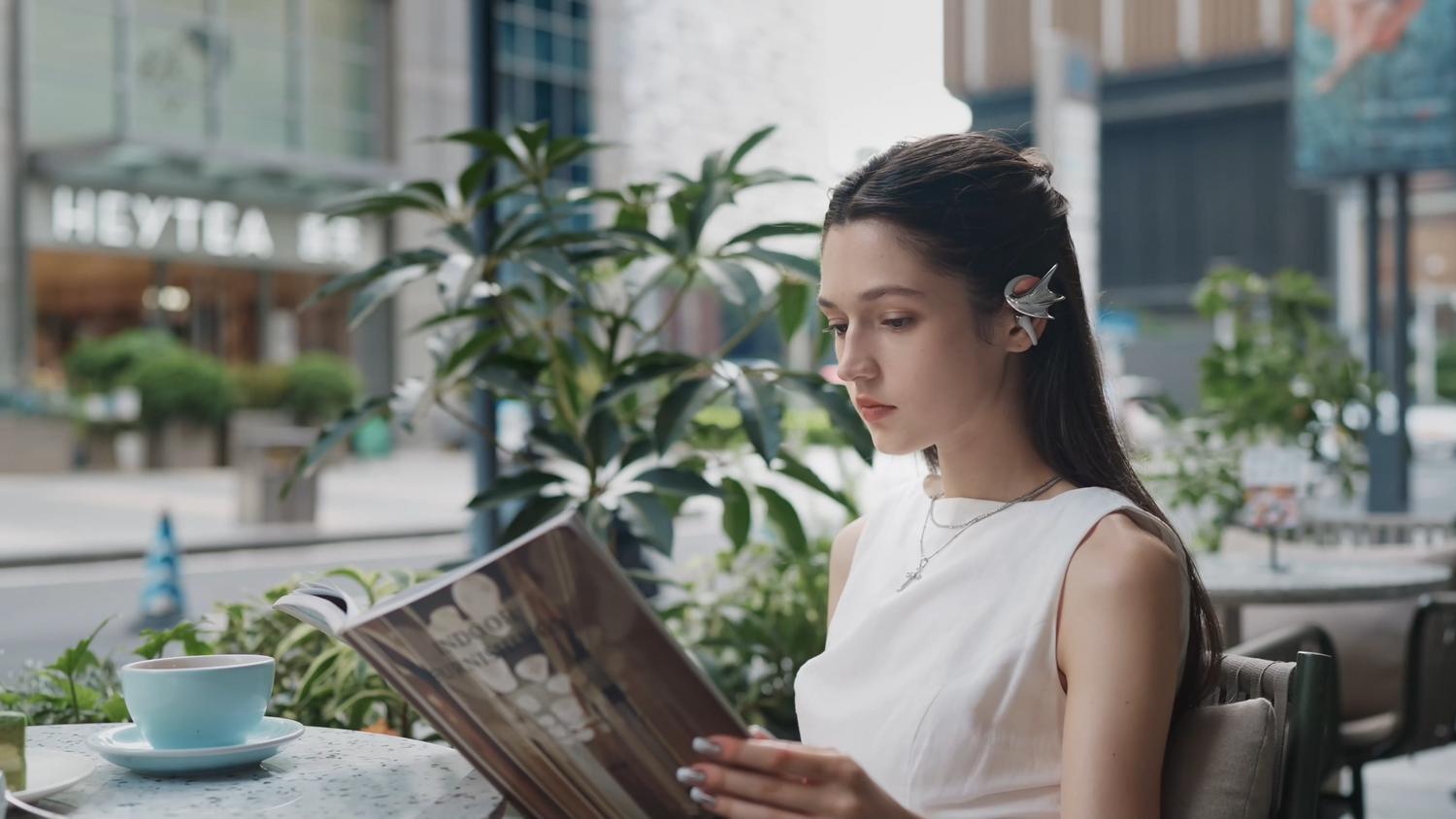Are Open-Ear Earbuds Comfortable for All-Day Wear? Light, Open, and Made for Everyday Comfort.