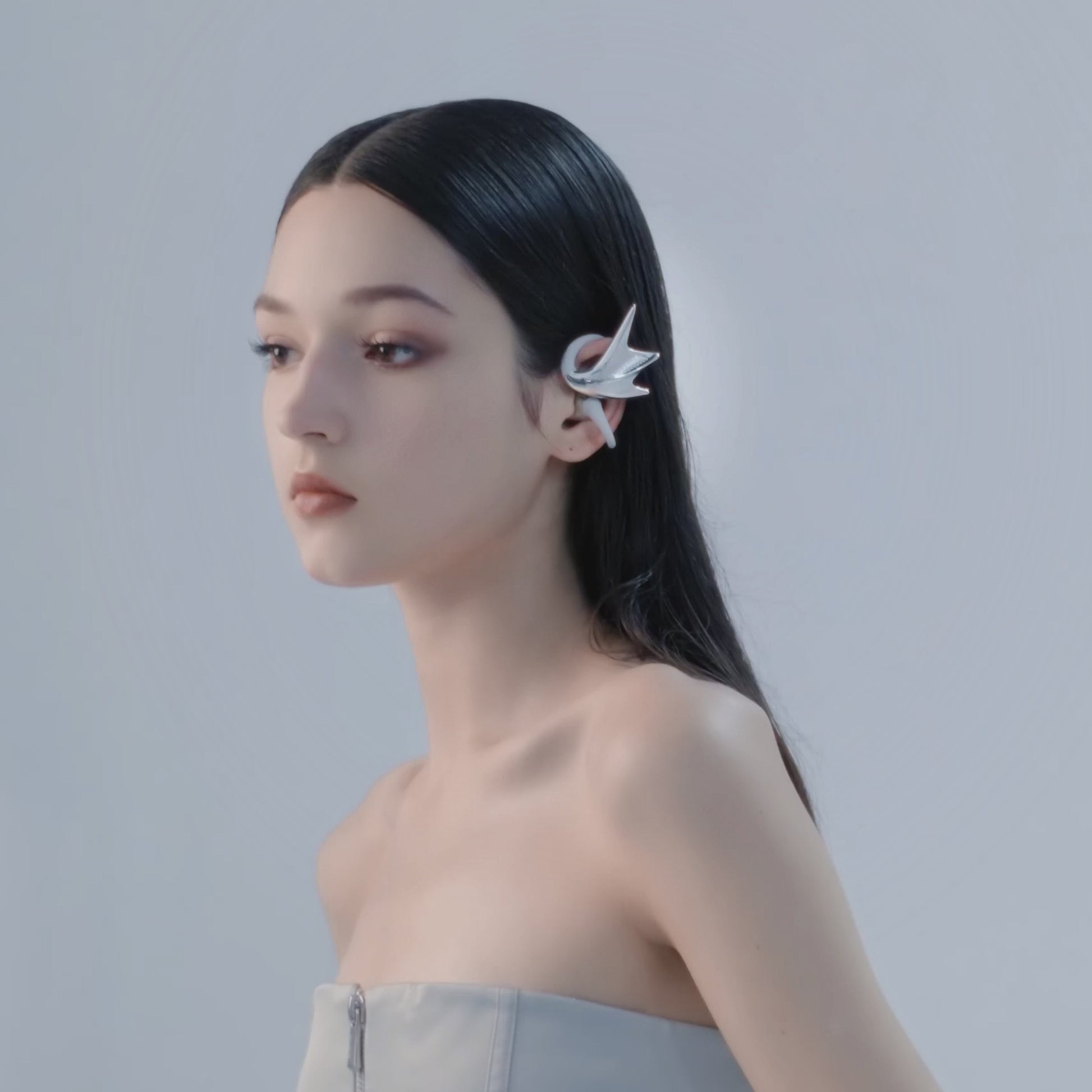 REAL YOUNG Earphones _ H700